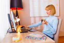 Marzysz o pracy z dowolnego miejsca na świecie? Studia z IT mogą Ci to umożliwić!