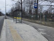 Nowa droga pieszo-rowerowa i przystanek przy Rataja