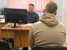 Wywiadowcy po służbie zatrzymali oszusta. Chciał odebrać od seniora 150 tysięcy