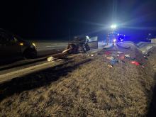Nocny wypadek na DW901 w Bzinicy Starej. Jedna osoba trafiła do szpitala