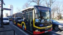  Nysa: Nowe autobusy wyjechały na drogi. MZK realizuje projekt za blisko 25 mln zł
