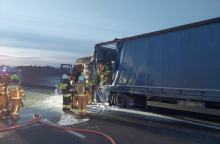 Pożar ciężarówki na A4 pod Krapkowicami. Utrudnienia w kierunku Wrocławia