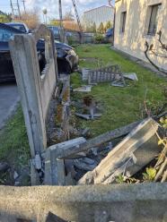 Pijany ruszył w drogę. Zatrzymało go ogrodzenie