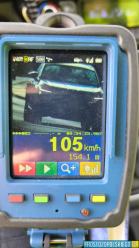 105 km/h w terenie zabudowanym. Kierowca stracił prawo jazdy