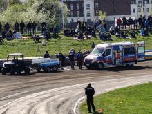 Groźny wypadek na żużlu w Opolu. Motocykl wpadł na trybuny