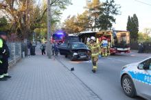 Zderzenie autobusu z osobówką na Popiełuszki