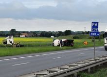 Cysterna z materiałem łatwopalnym przewróciła się na A4. Są utrudnienia pod Opolem