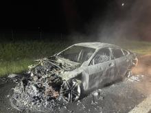 Pożar samochodu na autostradzie A4. BMW całkowicie objęte ogniem