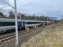 Kilkuset pasażerów objętych ewakuacją po zdarzeniu na linii kolejowej