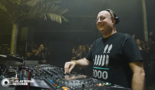 Kim jest najsłynniejszy DJ w sutannie, który zagra w Opolu? Bilety zniknęły w mgnieniu oka