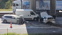 Zderzenie czterech aut na A4.  Droga zablokowana AKTUALIZACJA WIDEO