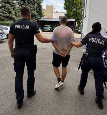 Poszukiwany 20-latek rozpoznany podczas patrolu