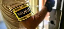 "Daję dwie paki". Kierowca chciał uniknąć punktów, skończył w kajdankach