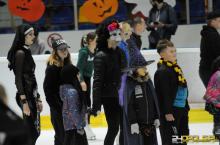 Halloween w Opolu. Lodowisko, imprezy tematyczne, partybus i nocny maraton horrorów