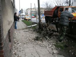 TIR zajechał drogę