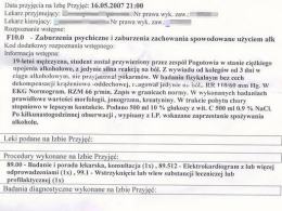 "Z wywiadu od kolegów wynika, że od trzech dni w ciągu alkoholowym nie przyjmował pokarmów" - czytamy w karcie wypisowej.