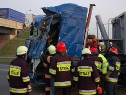 Ciężarówka zablokowała A4