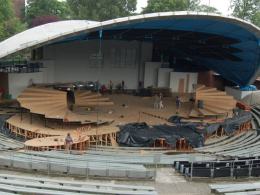 Trwa budowa scenografii festiwalowej