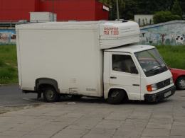 Dziś na "przejeździe" jeden z samochodów stracił koło.