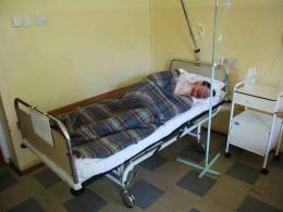 Stan 19-sto latka który przeżył jest ciężki, ale stabilny