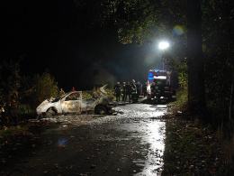 Kierowca spłonął w samochodzie