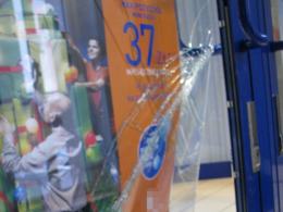 Pijane kobiety napadły na bank