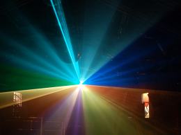 Konkurs: Laser Show w DiscoplexieA4
