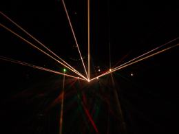 Konkurs: Laser Show w DiscoplexieA4