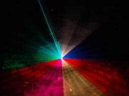 Konkurs: Laser Show w DiscoplexieA4