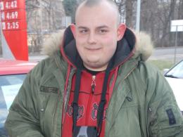 Marcin Szelc za paliwo zapłacił specjalnie uzbieranymi "miedziakami".
