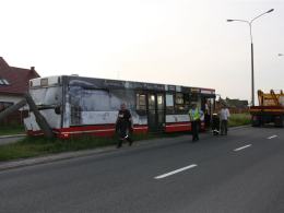 Zapomniał zaciągnąć hamulca