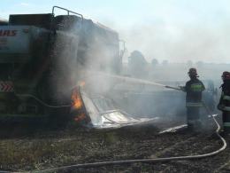 Groźny pożar kombajnu