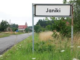 Janiki, to mała wieś znajdująca się około 20 kilometrów od Olesna.