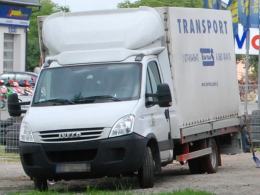 800 litrów farby rozlane na drogę
