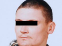 28-letni Przemysław O. - to podczas jego zatrzymania doszło do ataku na policjantów.