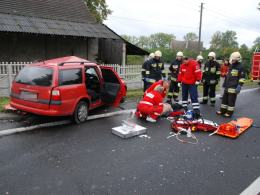 Zginął wjeżdżając pod autobus