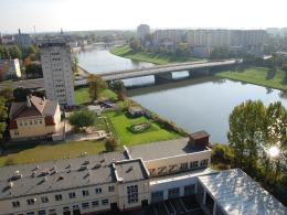 Opolscy strażacy mają nową drabinę /VIDEO/