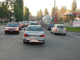 Rozlany olej sparaliżował miasto