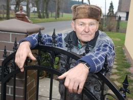 - To jakiś absurd. Skoro jest dojazd do Opola, to czemu nie ma powrotu? - pyta 68-letni Gerard Rzegota.