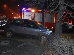Wjechał w latarnię