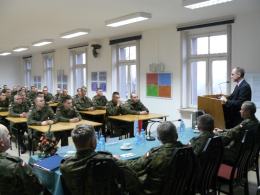 Szef MON gościł u opolskich żołnierzy