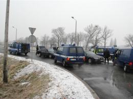 Groził nożem, uciekał przed policją