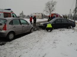 Zima wróciła - uważajcie na drogach !
