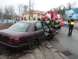 Wjechał po pijaku do Młynówki