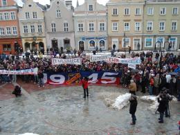 Kibice Odry Opole manifestowali pod Ratuszem