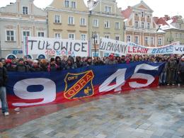 Kibice Odry Opole manifestowali pod Ratuszem