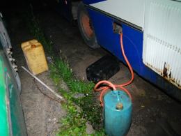Kradli paliwo z autobusów