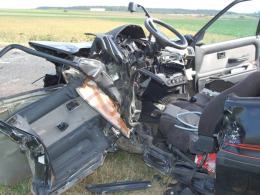 Czołowe zderzenie w powiecie strzeleckim