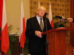 Andrzej Wajda honorowym mieszkańcem Opola