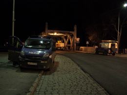 Ciężarówka uderzyła w podnośnik